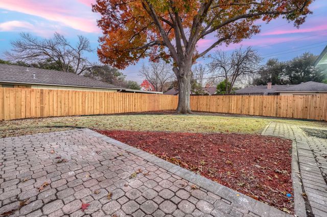 7730 La Sobrina Drive, Dallas, TX 75248