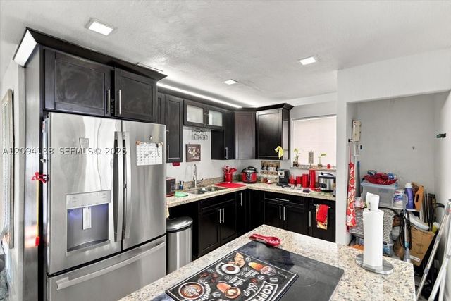 9625 Dominican Dr, Cutler Bay, FL 33189