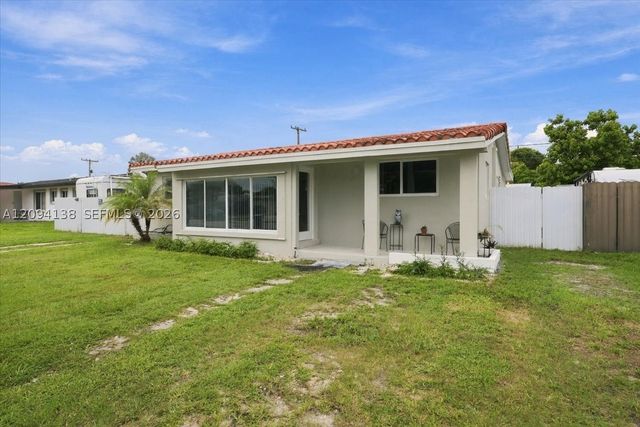 9625 Dominican Dr, Cutler Bay, FL 33189