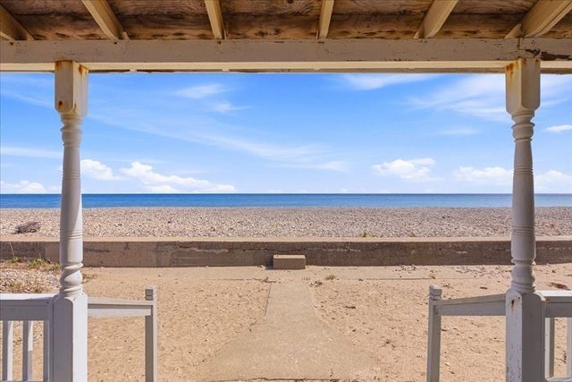 102 Humarock Bch, Scituate, MA 02066