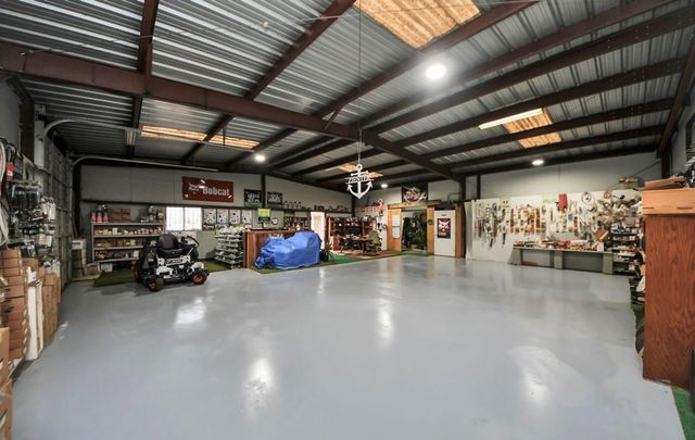 37395 Fm 1488 Road, Hempstead, TX 77445