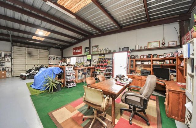 37395 Fm 1488 Road, Hempstead, TX 77445