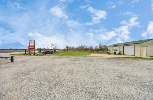 37395 Fm 1488 Road, Hempstead, TX 77445