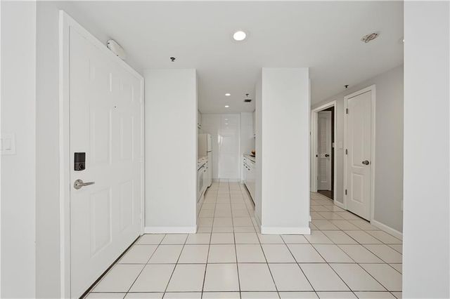 1280 W Peachtree Street NW 1207, Atlanta, GA 30309