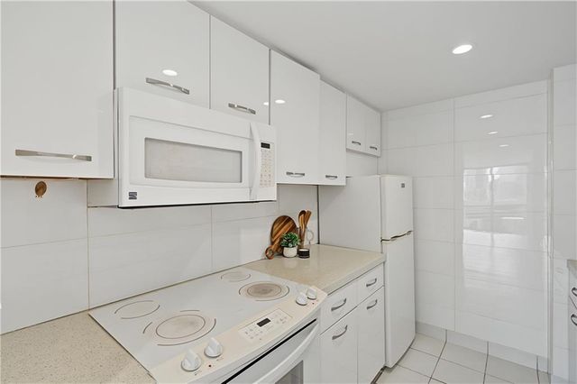 1280 W Peachtree Street NW 1207, Atlanta, GA 30309