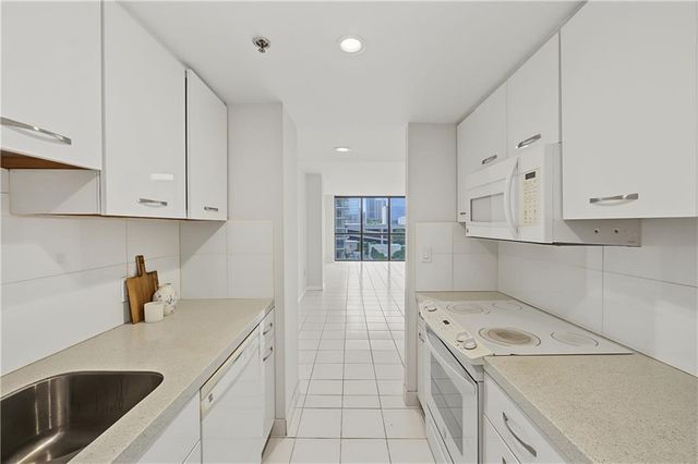 1280 W Peachtree Street NW 1207, Atlanta, GA 30309