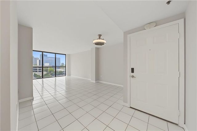 1280 W Peachtree Street NW 1207, Atlanta, GA 30309