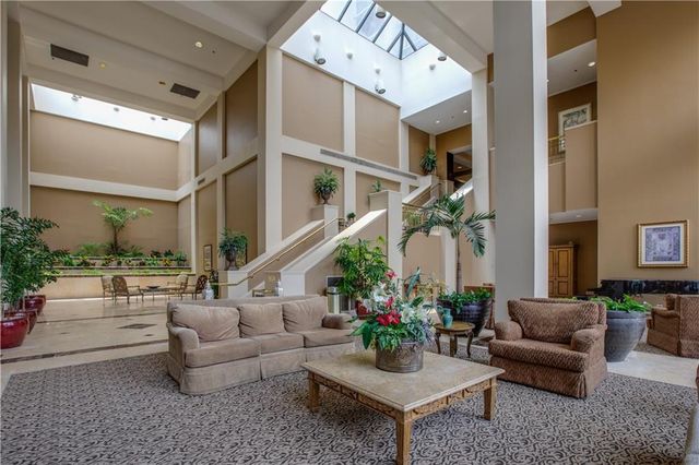 1280 W Peachtree Street NW 1207, Atlanta, GA 30309