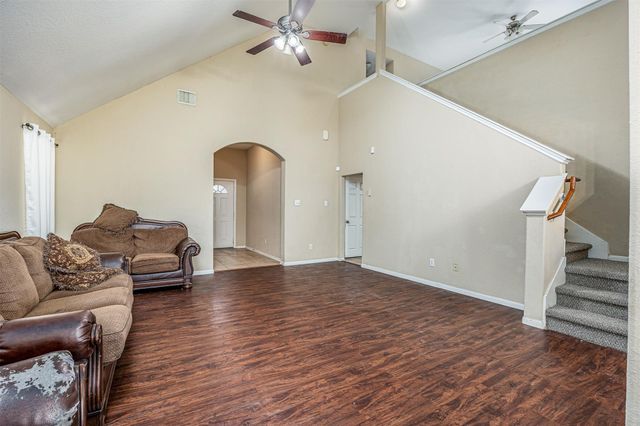 5422 Rio Drive, Baytown, TX 77521