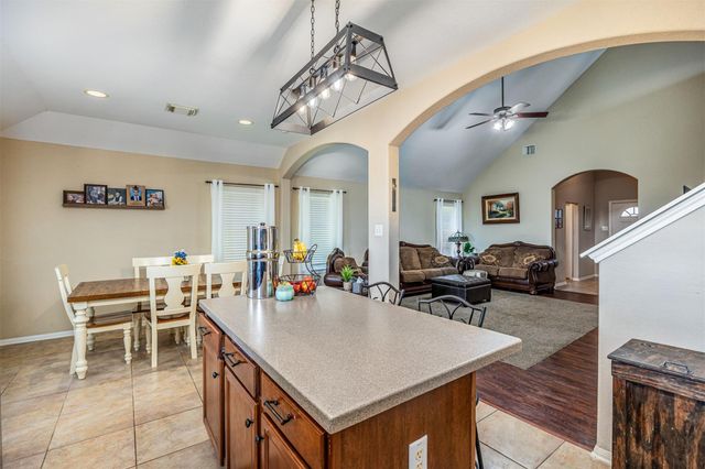 5422 Rio Drive, Baytown, TX 77521