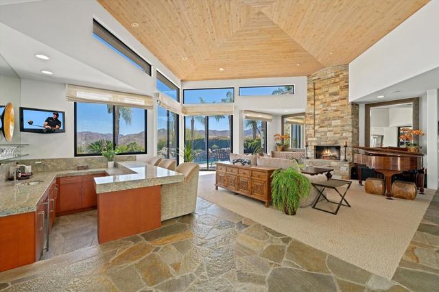 101 Netas Court, Palm Desert, CA 92260