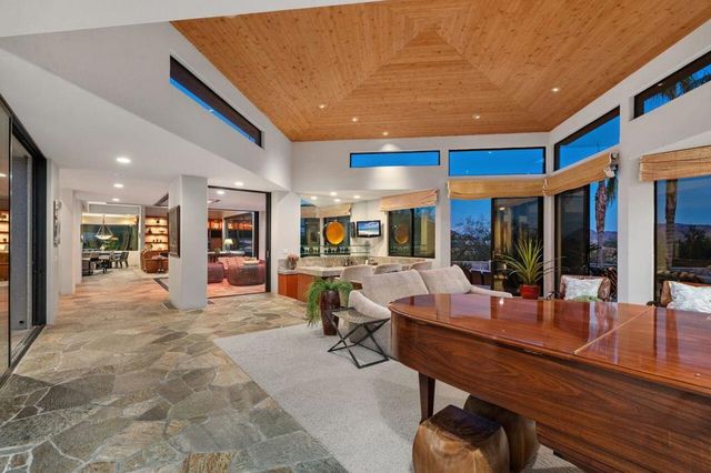 101 Netas Court, Palm Desert, CA 92260