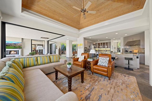 101 Netas Court, Palm Desert, CA 92260