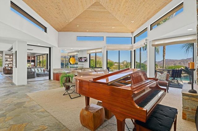 101 Netas Court, Palm Desert, CA 92260