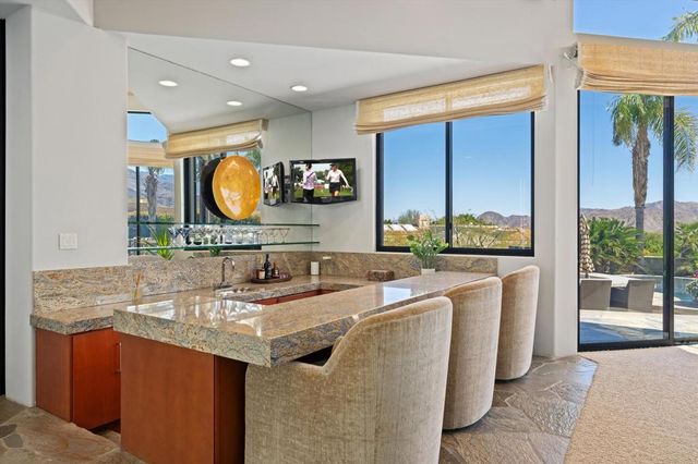 101 Netas Court, Palm Desert, CA 92260