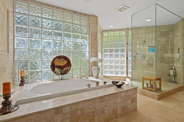 101 Netas Court, Palm Desert, CA 92260