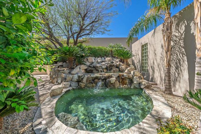 101 Netas Court, Palm Desert, CA 92260