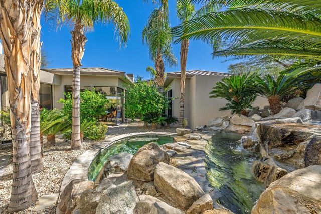 101 Netas Court, Palm Desert, CA 92260
