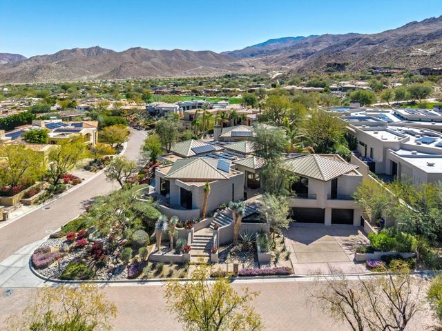 101 Netas Court, Palm Desert, CA 92260