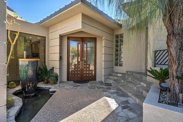 101 Netas Court, Palm Desert, CA 92260