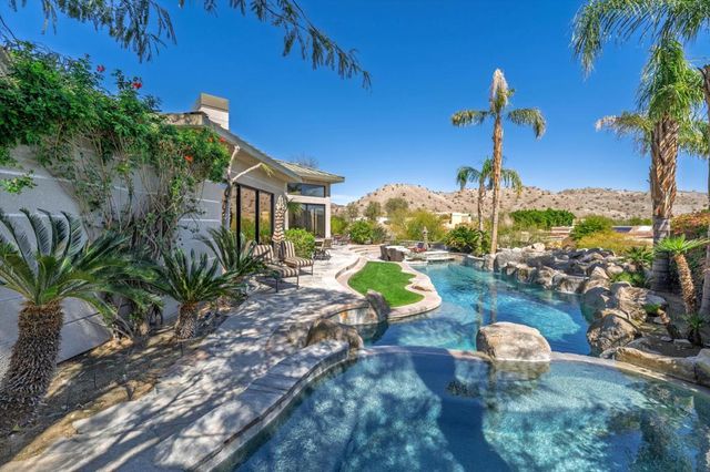 101 Netas Court, Palm Desert, CA 92260