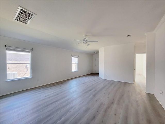 120 Inca Dove LN, Leander, TX 78641