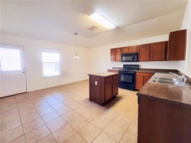 120 Inca Dove LN, Leander, TX 78641