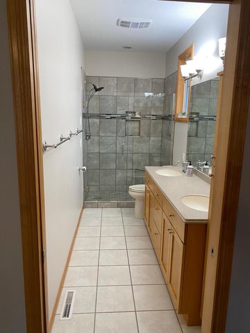 1633 3rd Street W, West Fargo, ND 58078