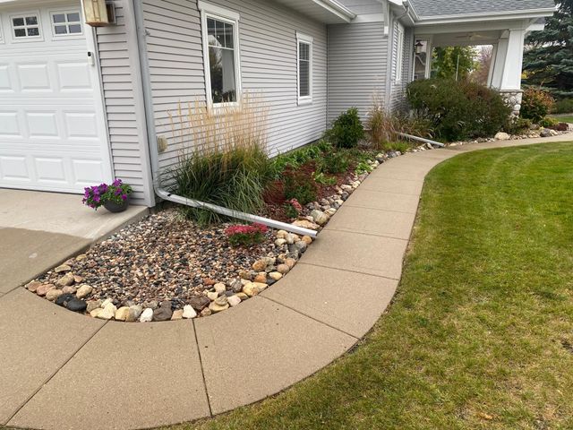 1633 3rd Street W, West Fargo, ND 58078