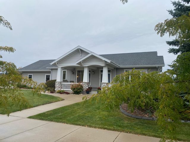 1633 3rd Street W, West Fargo, ND 58078