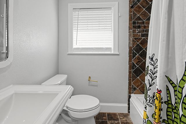 1111 Timbergrove Lane, Houston, TX 77008