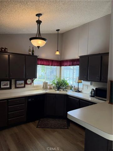 140 W Pioneer 67, Redlands, CA 92374