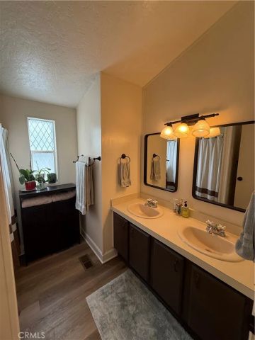 140 W Pioneer 67, Redlands, CA 92374