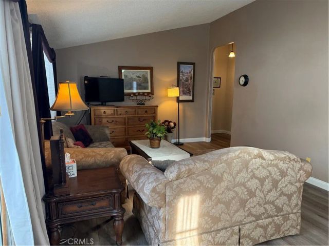 140 W Pioneer 67, Redlands, CA 92374