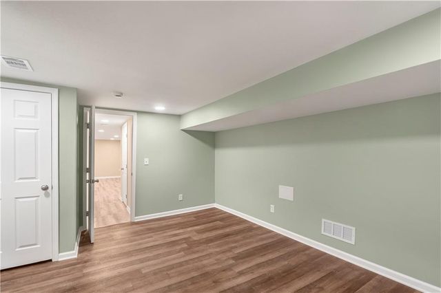 8025 Waverly Avenue, Kansas City, KS 66109