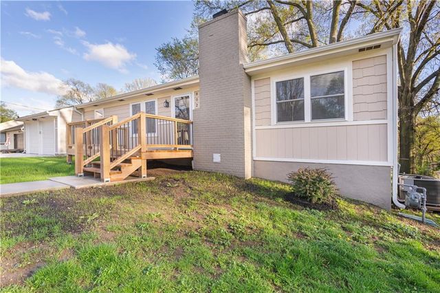 8025 Waverly Avenue, Kansas City, KS 66109