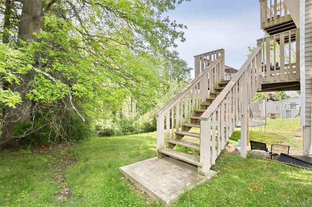 4 Schettig Court, Spring Valley, NY 10977