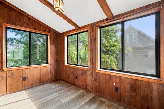 18-20 Parker St, Arlington, MA 02474
