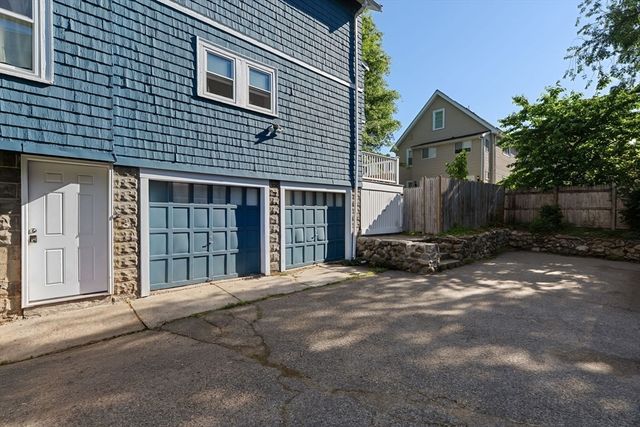 18-20 Parker St, Arlington, MA 02474