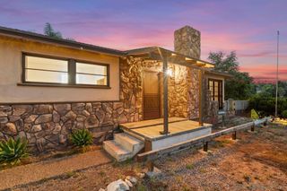 10765 Lupin Way, La Mesa, CA 91941