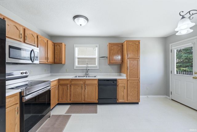 4809 Aspenglow Lane, Fort Wayne, IN 46808
