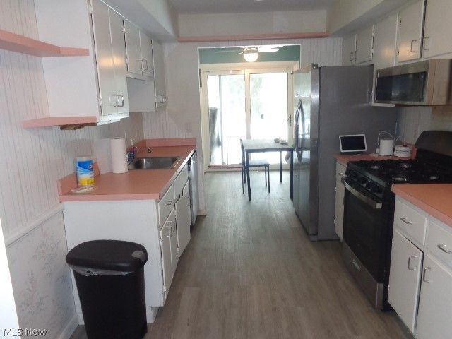 9552 Fernwood Drive, Olmsted Falls, OH 44138