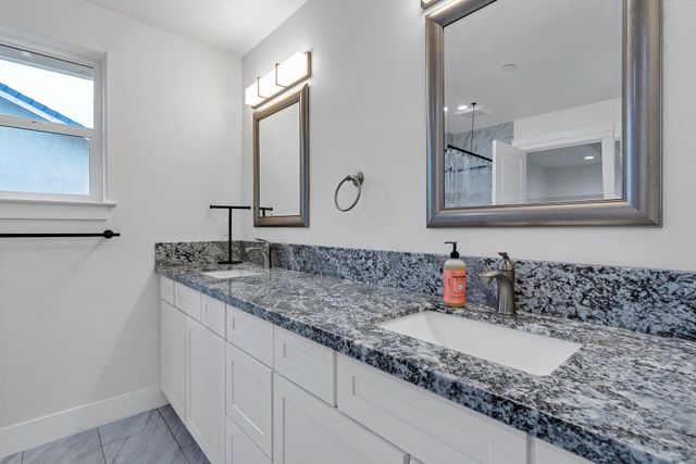 22110 Table Mountain Place, Cottonwood, CA 96022