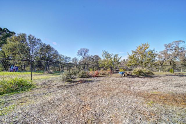 22110 Table Mountain Place, Cottonwood, CA 96022