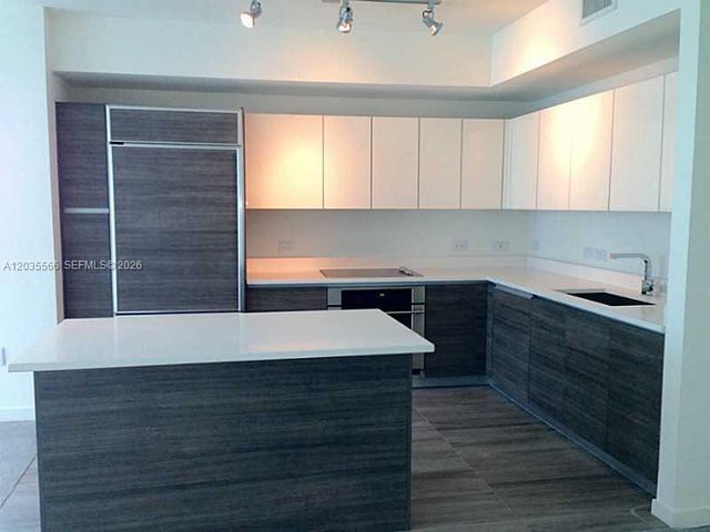 1100 S Miami Avenue 4001, Miami, FL 33130