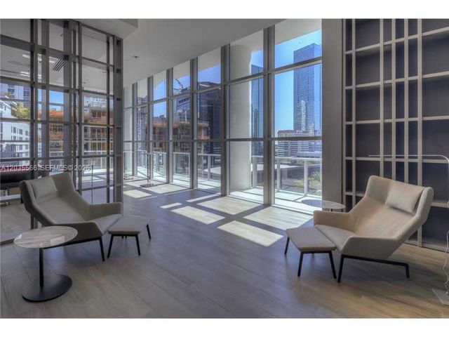 1100 S Miami Avenue 4001, Miami, FL 33130