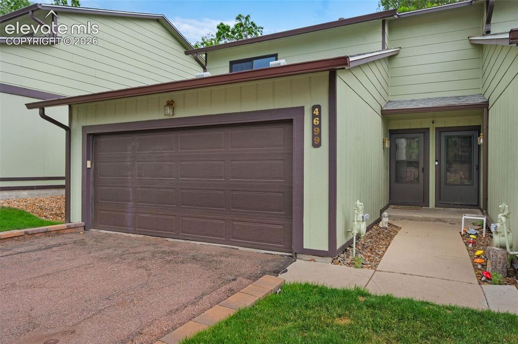 4699 Barnes Road, Colorado Springs, CO 80917