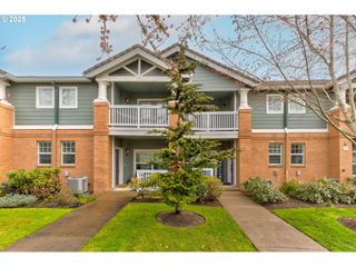 30370 Sw REBEKAH St 21, Wilsonville, OR 97070