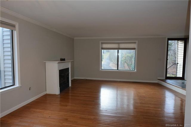 12 Hitching Post Lane 12, Glastonbury, CT 06033