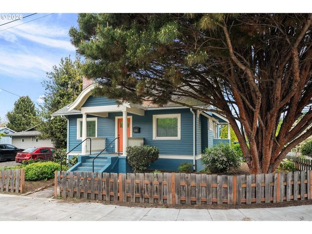 9707 N LOMBARD St, Portland, OR 97203